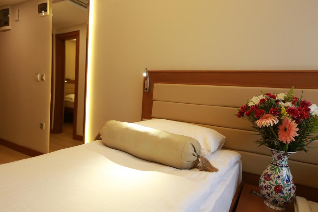 Отель Sirkeci Park 3*